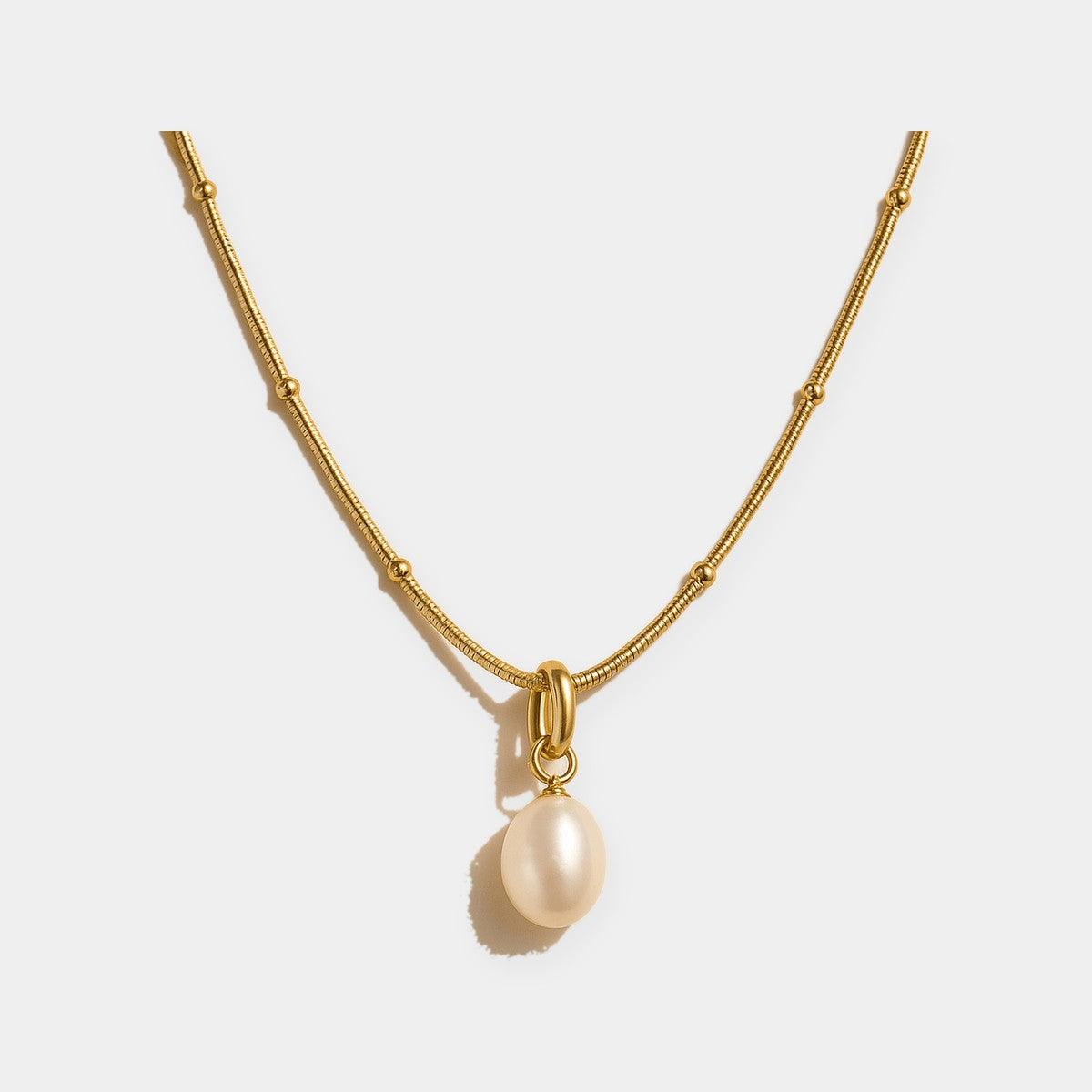 Isola Pearl Pendant Necklace